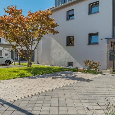 Neu: Stylische Suite Mit Netflix Und Workspace Böblingen Dış mekan fotoğraf